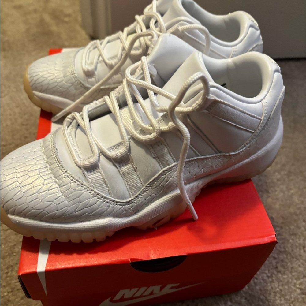 Jordan tennis shoes